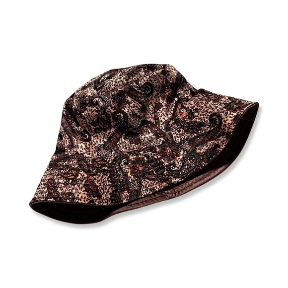 Steve Madden Reversible Satin Paisley Print Bucket Hat - Picture 1 of 3